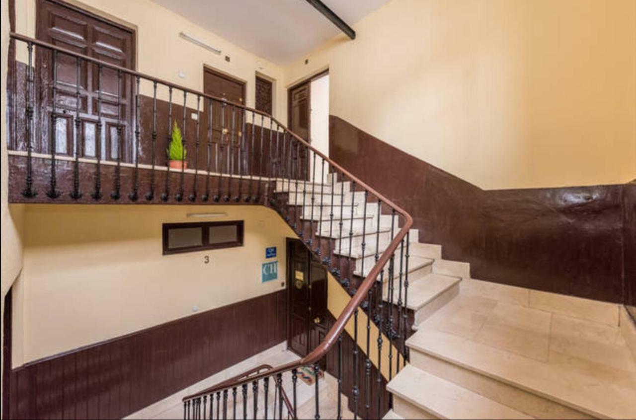 Apartamento En Calle Jardines - Madrid Centro Exterior photo